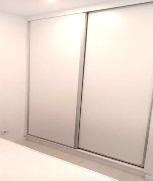 Moradia R/C. T1, Alto di Indio - Sobreda - Cozinha Equipada