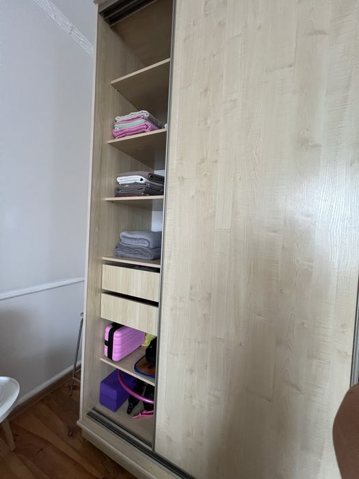 Шафа купе трьохдверна