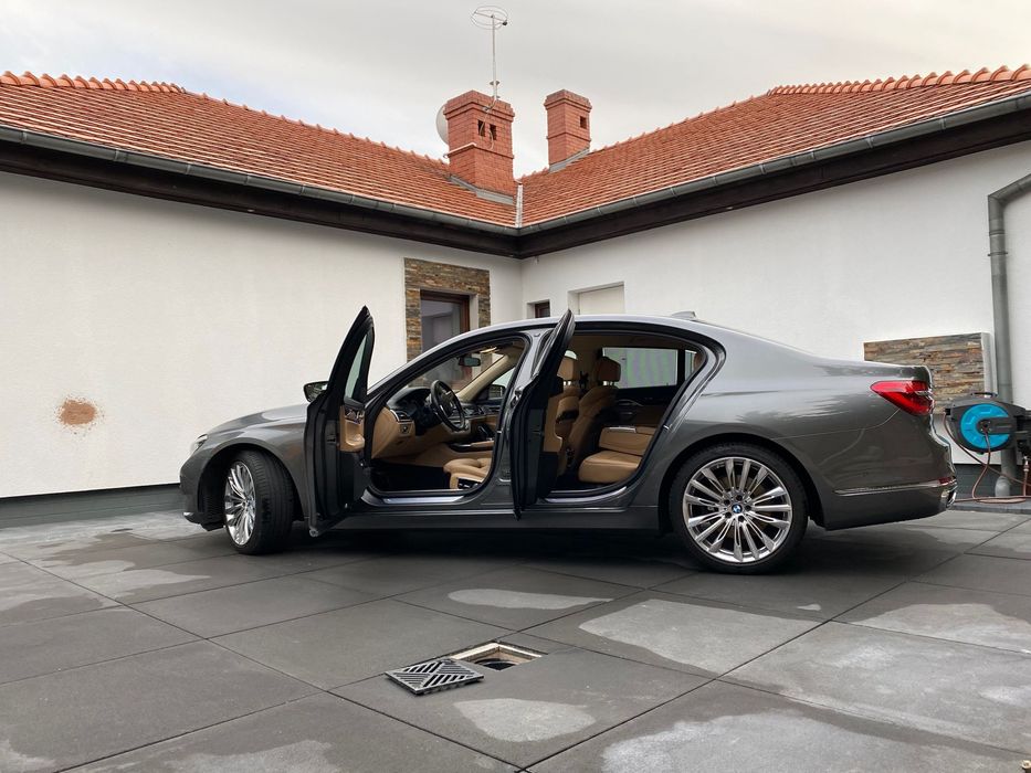 BMW Seria 7