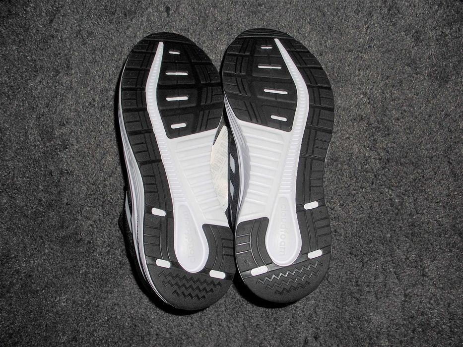 Adidas кросівки 44р. (28 см)