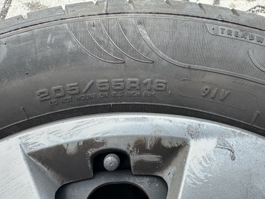 гольф 5, 6,  тоуран  колеса r16