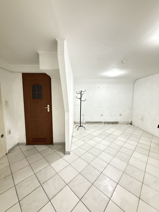 Продаж приміщення в центрі