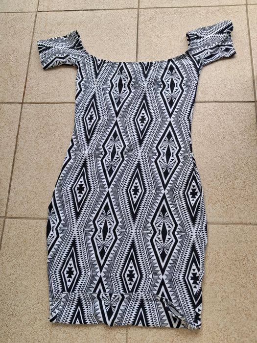 Sukienka Amisu roz.XS Nowa