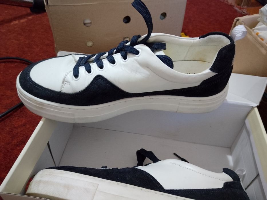 Кросівки(кеди) жіночі