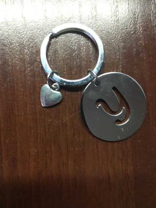 Брелок з літерою У  Y металевий