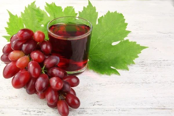 Продам домашний виноградный сок.