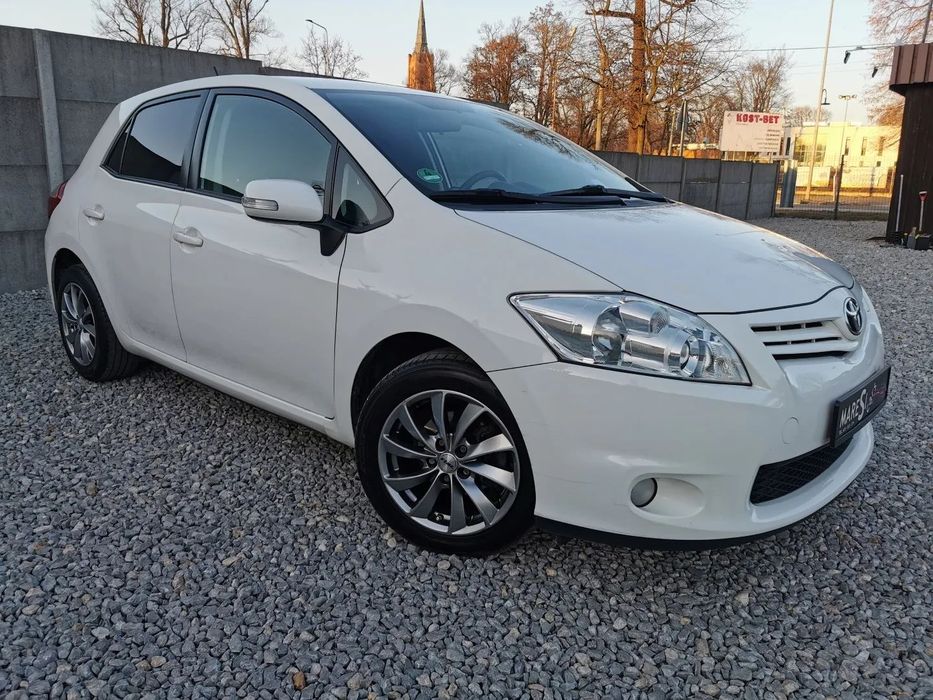 Toyota Auris 1,6i z Niemiec, REZERWACJA !!!