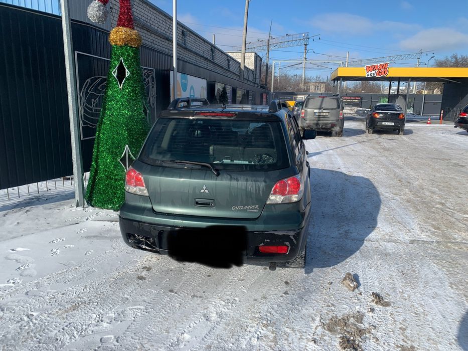 Продам  свое авто аутлендер