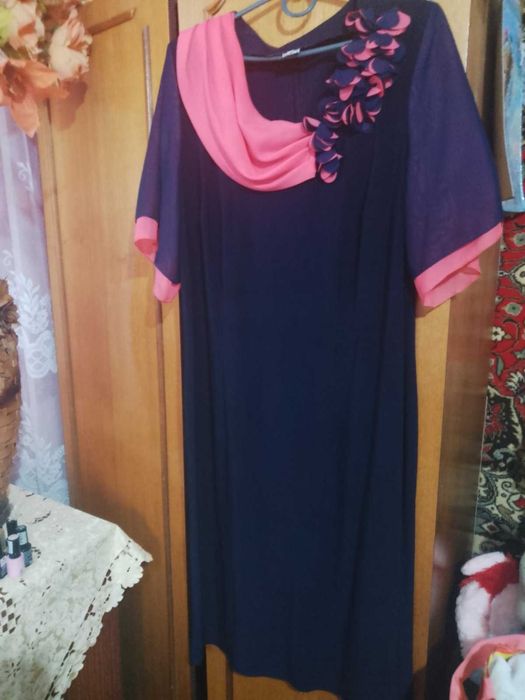 різні плаття 56/58 розміру