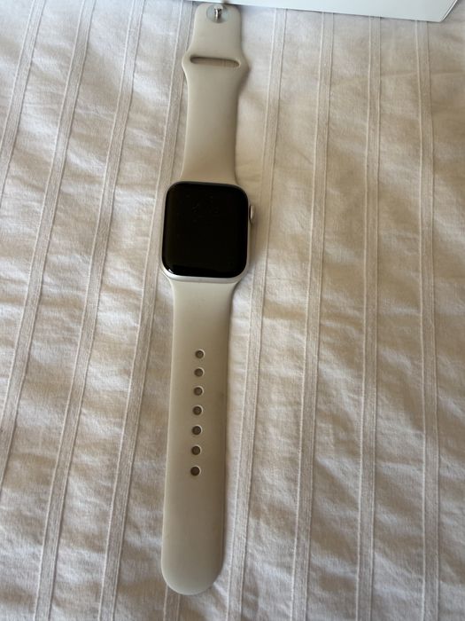 Apple Watch SE 3 40 mm
