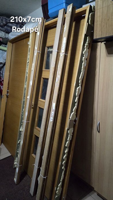 Portas de Interiores usadas como novas