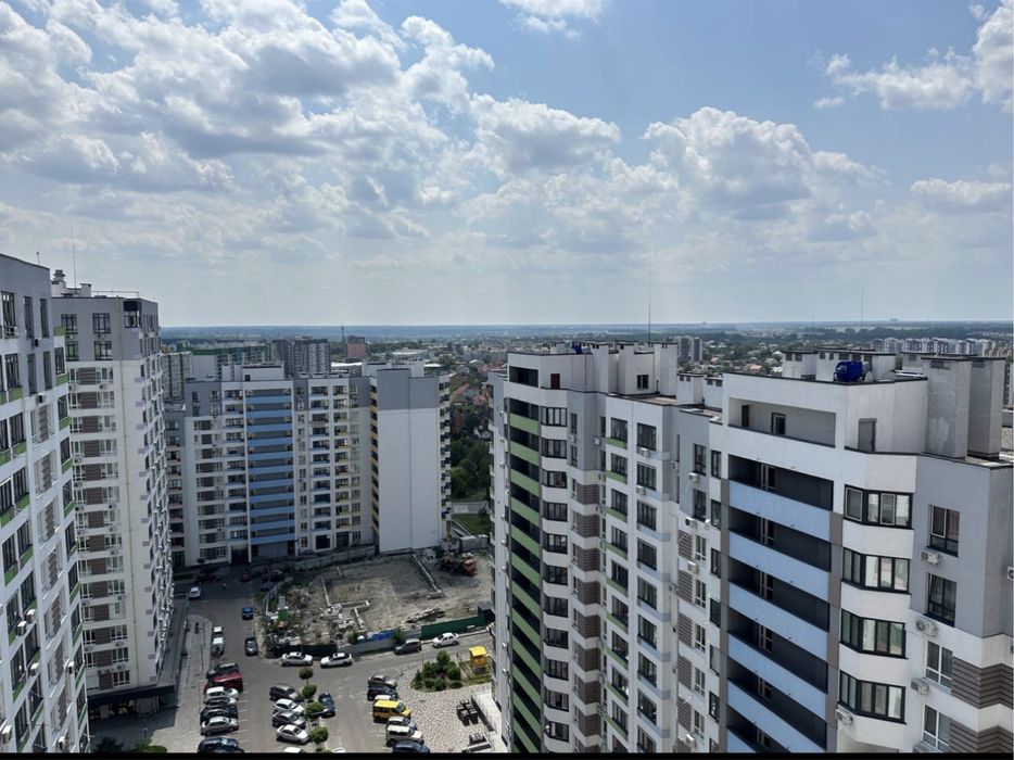 Продаж 3 кімн.  квартири ЖКАкварелі2/Вишневе