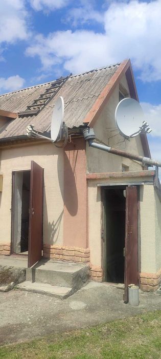 Продам дом 12 км.от Шевченк.р. 200 м от воды!