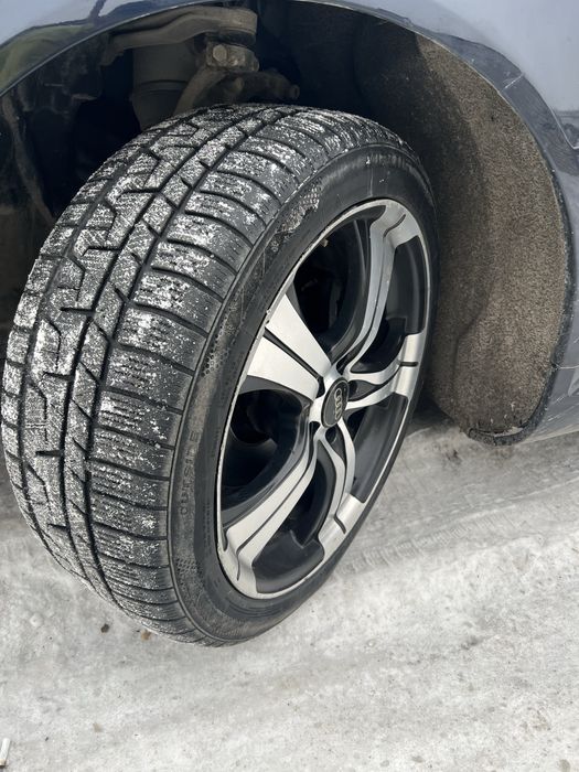 Диски на ауді в зборі з резиною