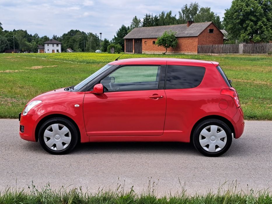 **Suzuki** Swift**Bezyna **