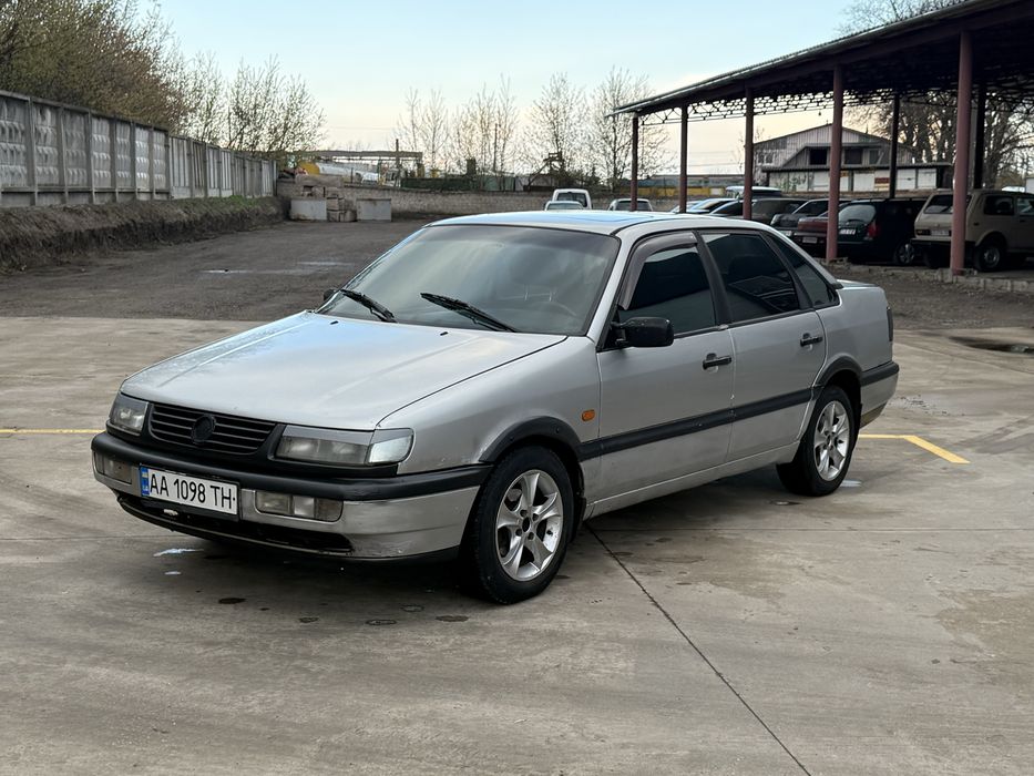 Volkswagen Passat B4 1.8 Бензин Газ Гідропідсилювач
