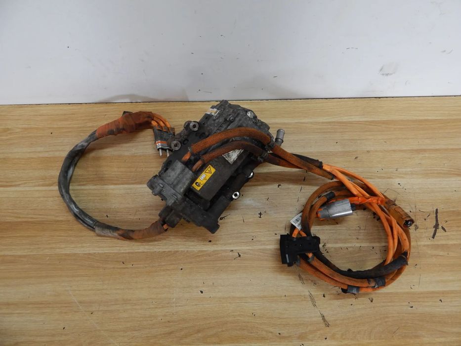 Inwerter sterownik napędu 2.2 cdi 651 Mercedes E klasa w212 w204 w221 w207 07-16 HYBRID Łuków części