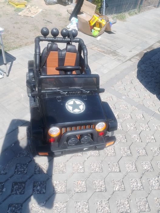 Auto na akumulator