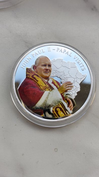 Liberia 5 Dolarów 2005 r Papież Jan Paweł II