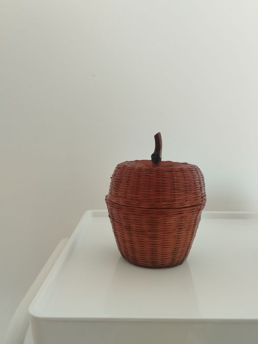Pequenas caixas decorativas com tampas