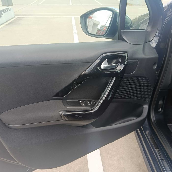 Peugeot 208 1.2 PureTech Style