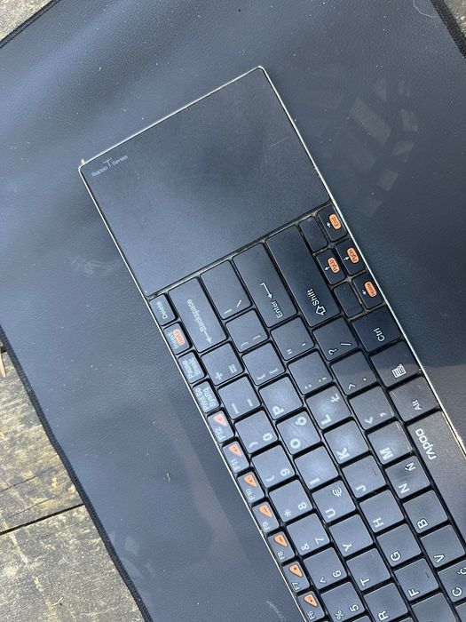 Klawiatura Rapoo z touchpadem model E9180P