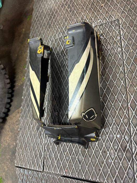 Plasticos Banshee 350