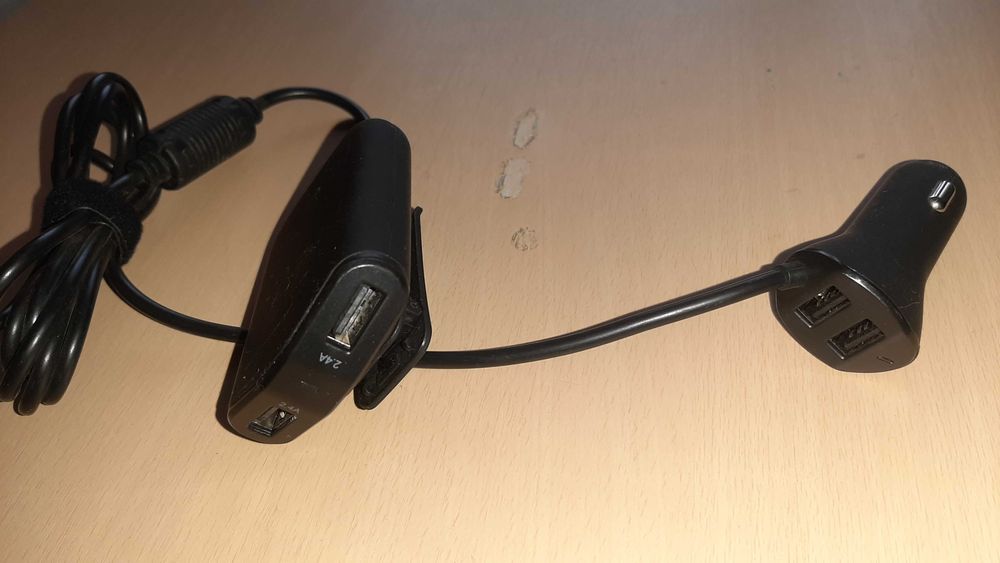 Ładowarka 12/24V samochodowa USB x 4 gniazda  2,4V  uniwersalna