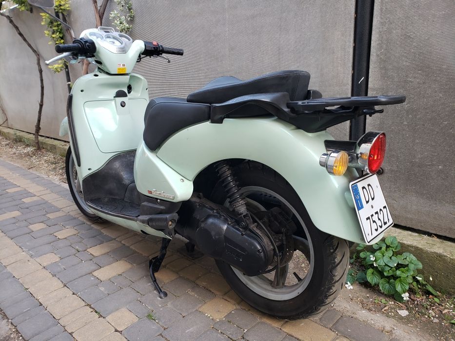 Скутер Aprilia Scarabeo 150