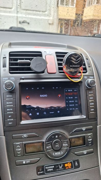 Андроид магнитола Toyota auris 2008