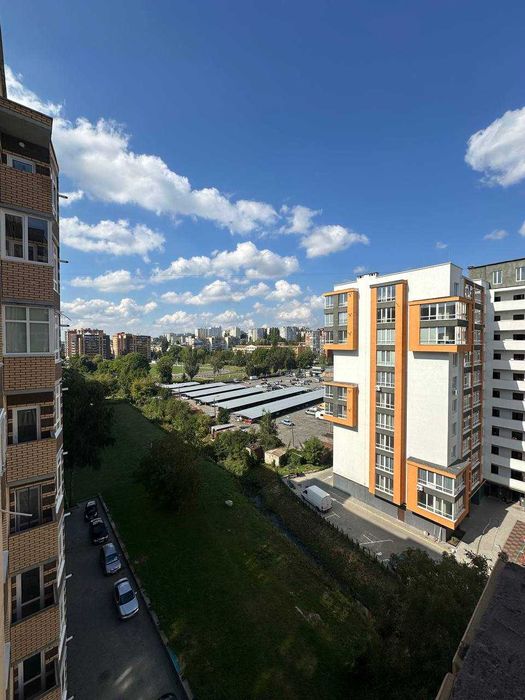 Стильна квартира на Зарічанській, дизайнерський ремонт.