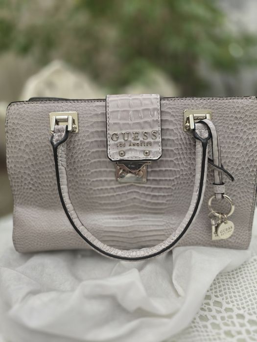 Сумка жіноча GUESS