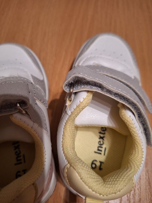 Buciki nowe Inextenso