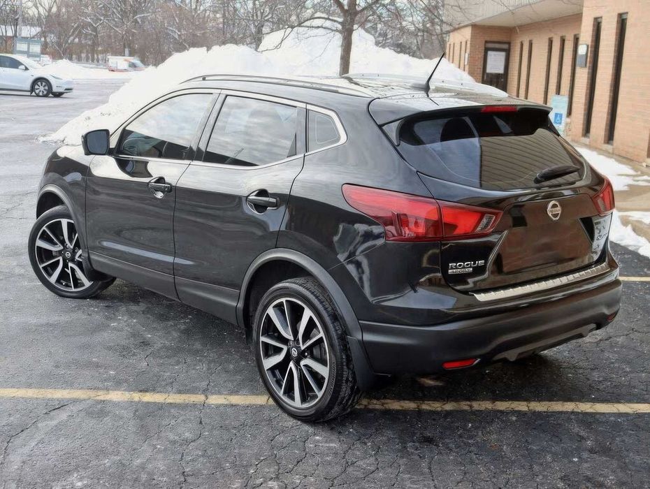 Nissan Rogue Sport SL      2018