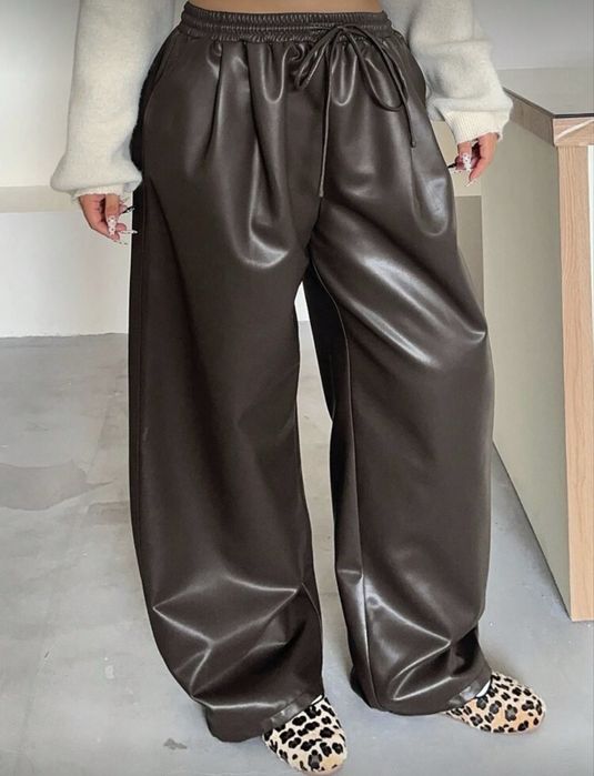 Шкіряні штани шоколадні плюс сайз