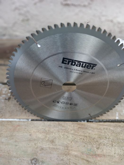 Tarcza uniwersalna Erbauer 250 x 30/25/20/16 mm 80