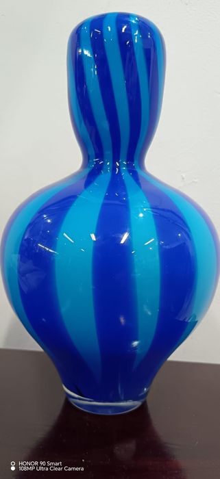 Jarra decorativa bicolor