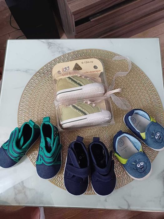 Zestaw Butów dzięciecych roz 19 różne rodzaje NOWE