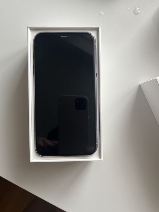 IPhone 11 purple , 64 GB чохли в подарунок:)