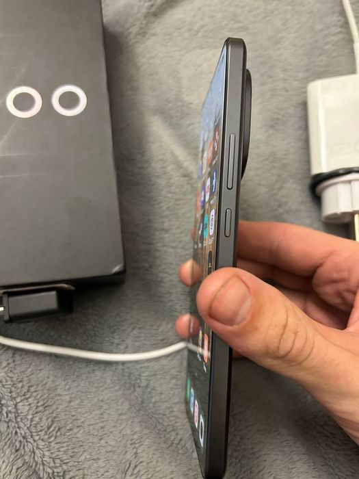 Продам iqoo z10 turbo pro 12/256