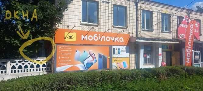 Офісне приміщення 83.7 кв.м., вул Комарова, буд 1/131