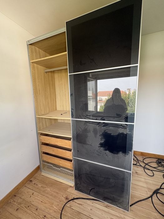 Portas delizantes  roupeiro ikea