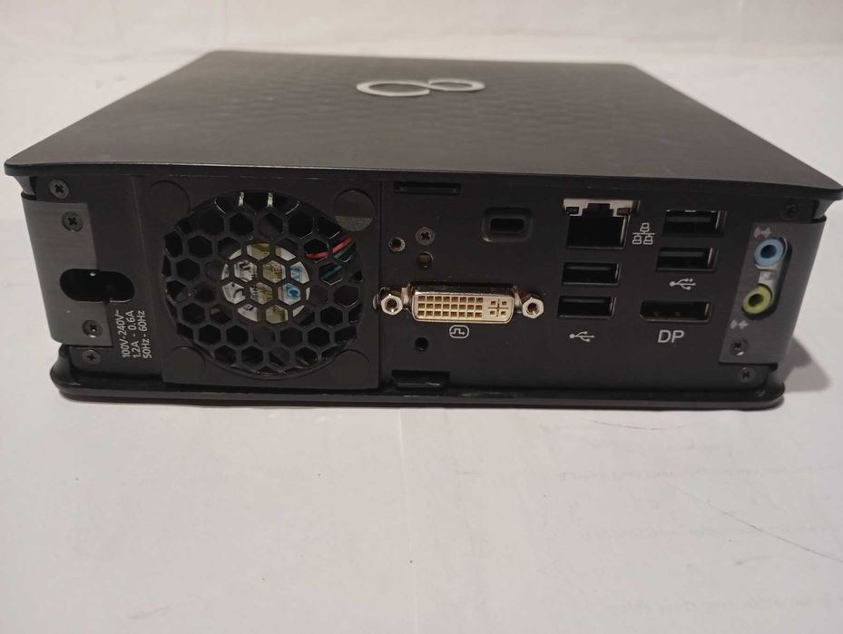 Неттоп Fujitsu Esprimo Q520/Core i5-4590/DDR3 8 GB/500 GB