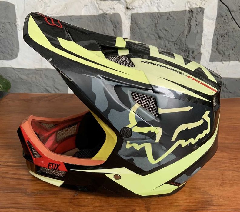 FOX Rampage Pro Carbon Black/Camo - Tamanho L