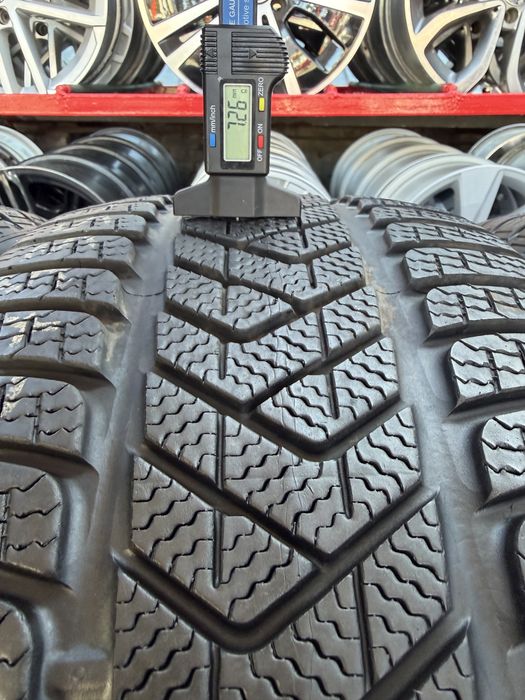 Шини Pirelli 315/30/R21 - 275/35/R21