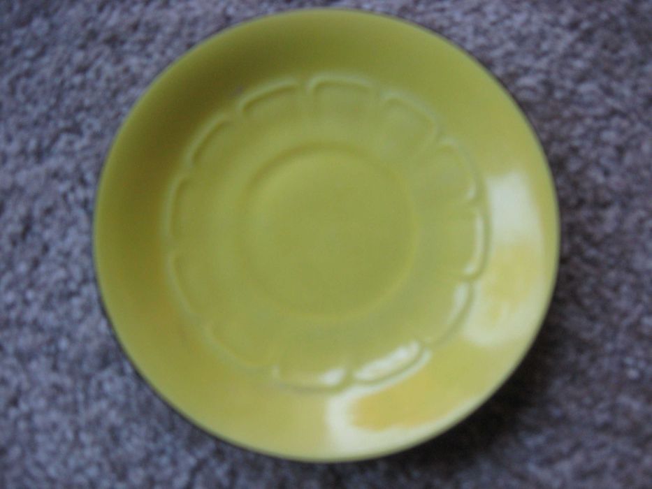 Ozdobna filiżanka z widokiem portu Husum Niemcy Schlezwik Holsztyn