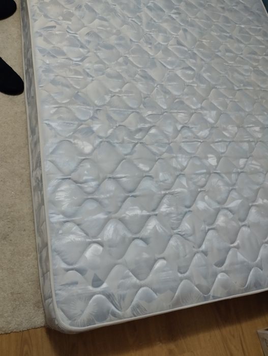 Colchão de Cama 140x190cm