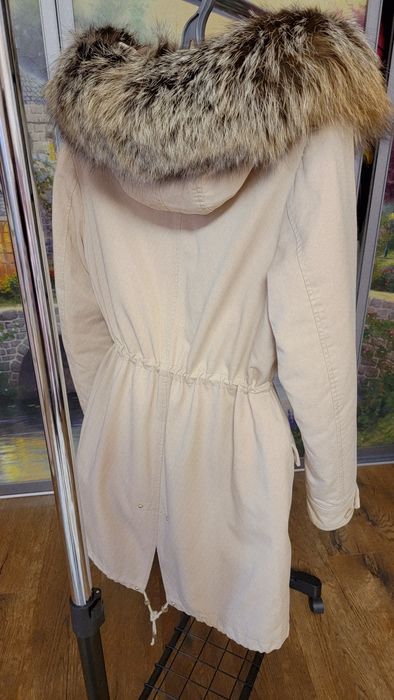 Продам парку женскую Италия