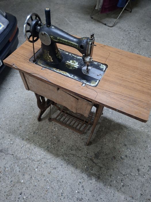 Máquina costura antiga