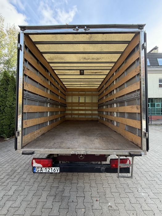 zabudowa sprinter kontener